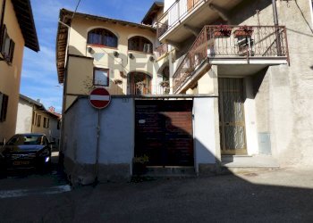 Edificio all\'aperto - Semi-detached house Trento
 
1, Brezzo di Bedero - photo 2