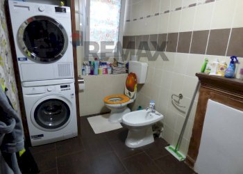 Bagno - Semi-detached house Trento
 
1, Brezzo di Bedero - photo 10