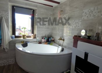 Bagno - Semi-detached house Trento
 
1, Brezzo di Bedero - photo 21