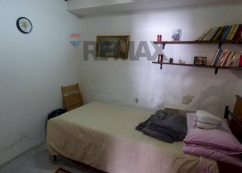 Camera / camera da letto - Semi-detached house Trento
 
1, Brezzo di Bedero - photo 23