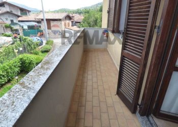 Balcone - Trilocale via Mazzini
 
26, Rancio Valcuvia - foto 16