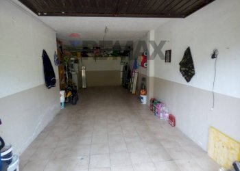 Parcheggio - Trilocale via Mazzini
 
26, Rancio Valcuvia - foto 21