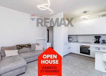 Cucina - Appartamento Via Zoni
 
30, Lavena Ponte Tresa - foto 1
