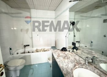 Bagno - Appartamento piazza xx settembre
 
1, Varese - foto 8