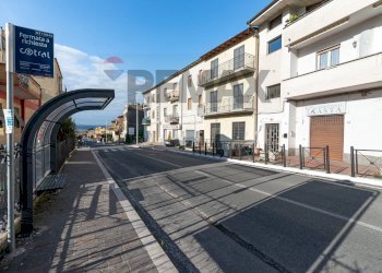 Edificio all\'aperto - Magazzino via filippo turati
46, Monterotondo - foto 4