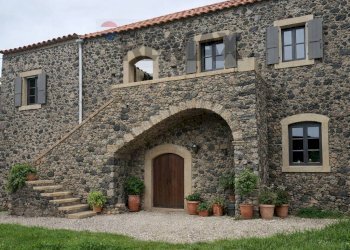 Casa all\'aperto - Casa indipendente Via Vidalba
 
7, Castiglione di Sicilia - foto 2