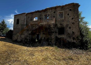 Casa all\'aperto - Casa indipendente Via Vidalba
 
7, Castiglione di Sicilia - foto 44