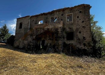 Casa all\'aperto - Casa indipendente Via Vidalba
 
7, Castiglione di Sicilia - foto 45