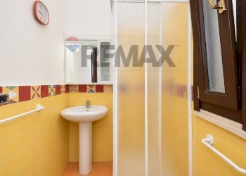 Bagno - Villa Via Delle Ginestre
 
61, Pedara - photo 38
