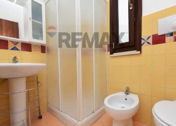 Bagno - Villa Via Delle Ginestre
 
61, Pedara - photo 39