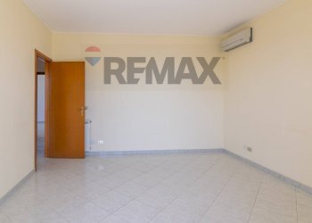 Stanza vuota - Four-room apartment Via Giuseppe Leonardi
 
11, Aci Catena - photo 7