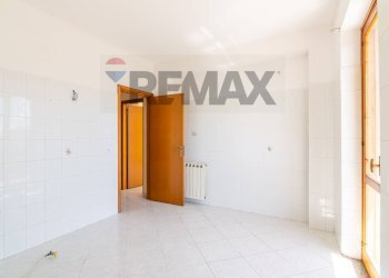 Stanza vuota - Four-room apartment Via Giuseppe Leonardi
 
11, Aci Catena - photo 11