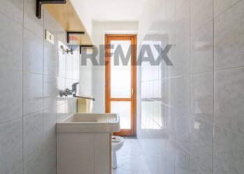 Bagno - Four-room apartment Via Giuseppe Leonardi
 
11, Aci Catena - photo 14