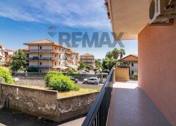Balcone - Four-room apartment Via Giuseppe Leonardi
 
11, Aci Catena - photo 24