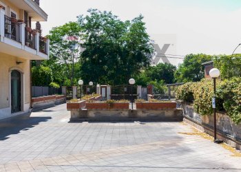 Terrazza - Appartamento VIA VINCENZO BELLINI
 
10, Valverde - foto 3