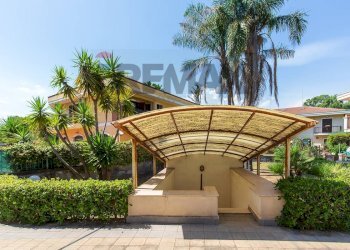 Casa all\'aperto - Appartamento VIA VINCENZO BELLINI
 
10, Valverde - foto 8