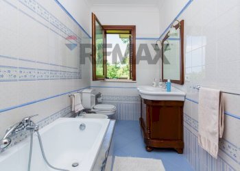 Bagno - Appartamento VIA VINCENZO BELLINI
 
10, Valverde - foto 24