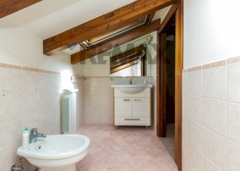 Bagno - Appartamento VIA VINCENZO BELLINI
 
10, Valverde - foto 36