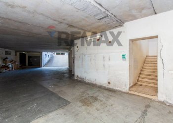 Parcheggio - Appartamento VIA VINCENZO BELLINI
 
10, Valverde - foto 45