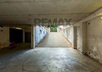 Parcheggio - Appartamento VIA VINCENZO BELLINI
 
10, Valverde - foto 46