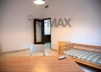 Camera / camera da letto - Apartment via Basile
 
6, Catania - photo 7