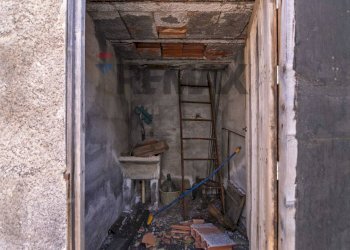 Dispensa di stoccaggio - Casa indipendente Via Monti Rossi
 
3, Nicolosi - foto 15