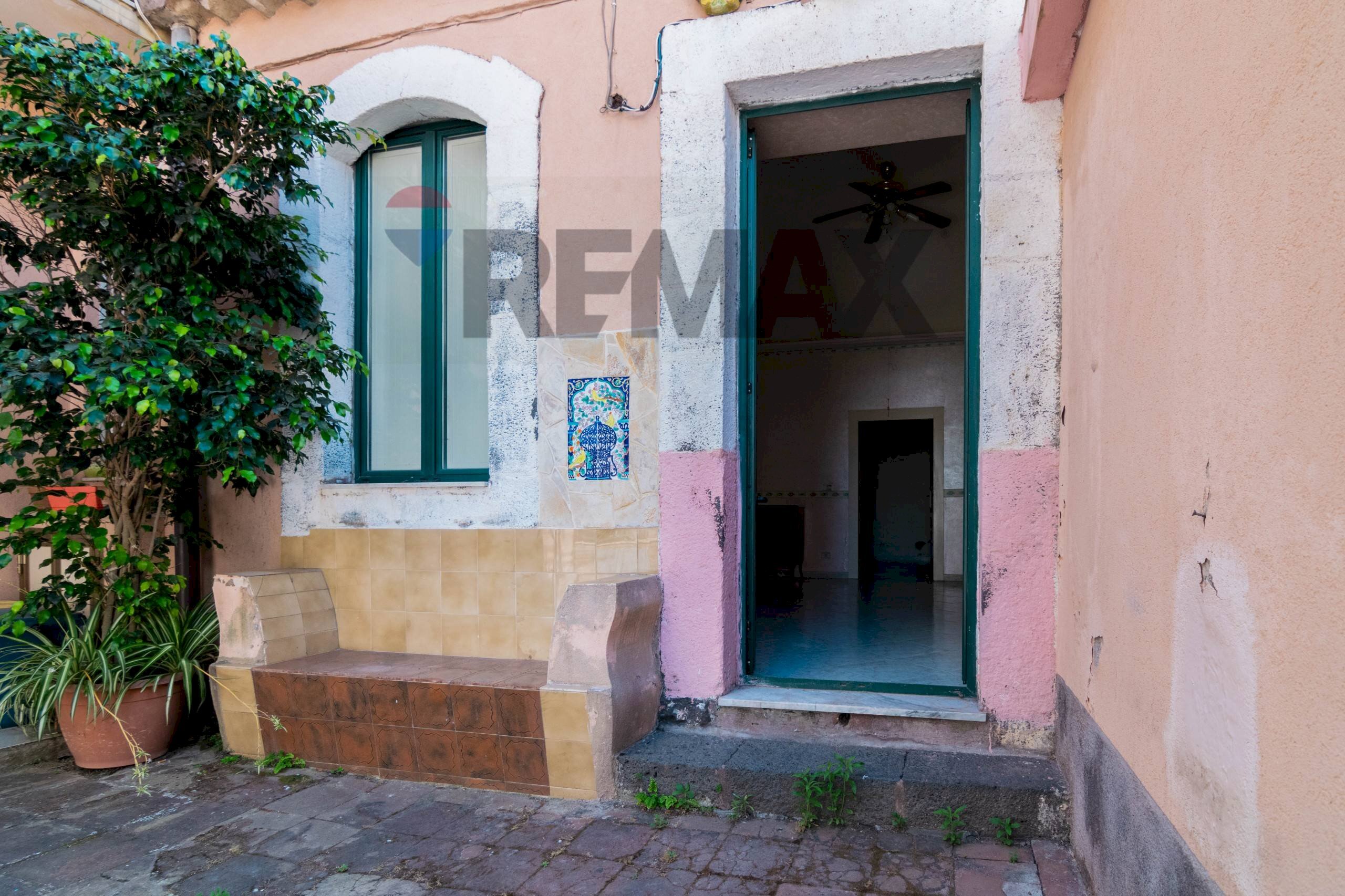 Casa all\'aperto - Casa semi indipendente Via lettighieri
 
23, Acireale - foto 1