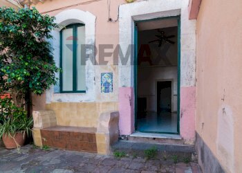 Casa all\'aperto - Casa semi indipendente Via lettighieri
 
23, Acireale - foto 1