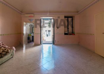 Stanza vuota - Casa semi indipendente Via lettighieri
 
23, Acireale - foto 3