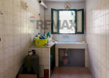 Lavanderia - Casa semi indipendente Via lettighieri
 
23, Acireale - foto 7