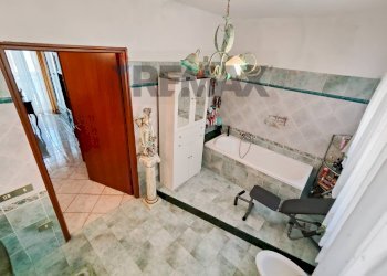Bagno - Trilocale Viale San Teodoro
 
7, Catania - foto 23