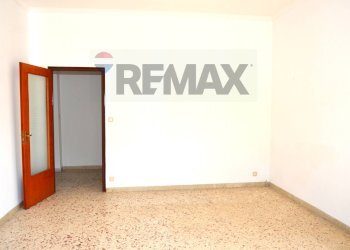Stanza vuota - Appartamento Via Vincenzo Bellini
 
108, Sant'Agata Li Battiati - foto 20