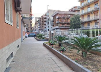 Edificio all\'aperto - Trilocale Via Francesco Fusco
 
12, Catania - foto 3