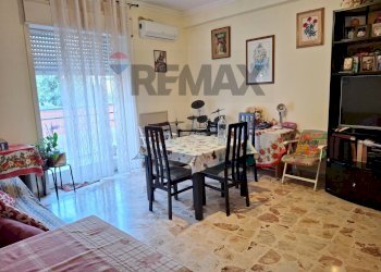 Sala da pranzo - Trilocale Via Francesco Fusco
 
12, Catania - foto 5