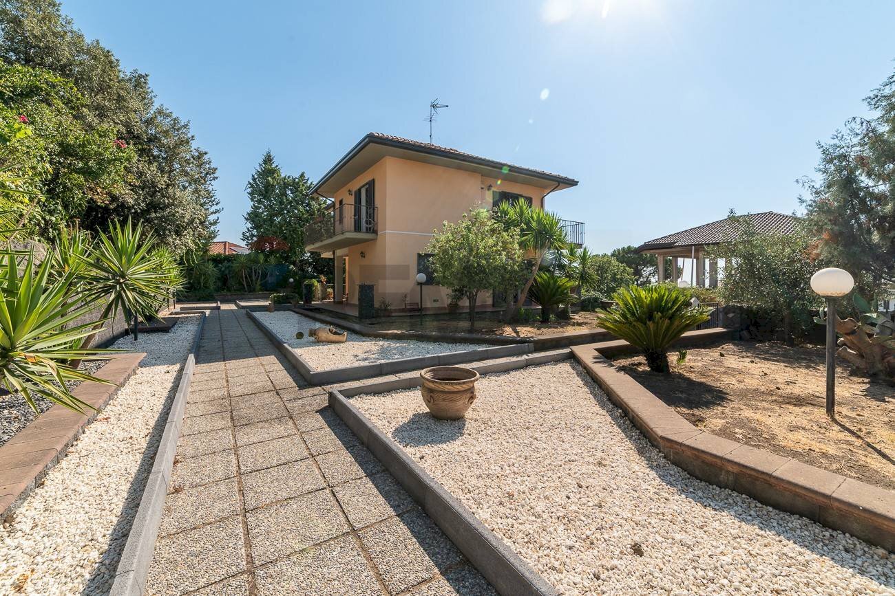 Casa all\'aperto - Villa Via Marsala
23/A, Mascalucia - foto 2