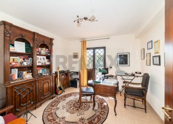 Sala da pranzo - Villa Via Marsala
 
23/A, Mascalucia - foto 19