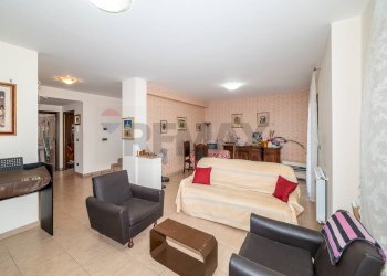 Sala da pranzo - Villa Via Marsala
 
23/A, Mascalucia - foto 24