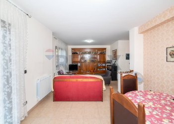Sala da pranzo - Villa Via Marsala
 
23/A, Mascalucia - foto 26