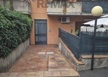 Edificio all\'aperto - Appartamento Via Riposto
 
6, Mascalucia - foto 1