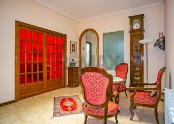 Sala da pranzo - Apartment Via Vittorio Emanuele Orlando
 
34, Adrano - photo 4