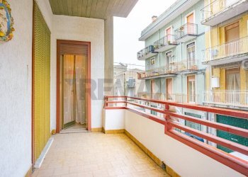 Balcone - Apartment Via Vittorio Emanuele Orlando
 
34, Adrano - photo 10