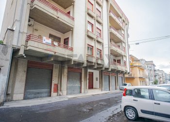 Edificio all\'aperto - Apartment Via Vittorio Emanuele Orlando
 
34, Adrano - photo 41