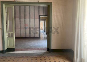 Hall / corridoio - Appartamento via teatro
 
10, Paterno - foto 16