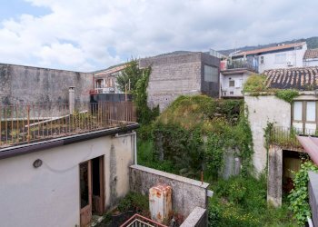 Edificio all\'aperto - Independent house via Roma
 
153, Zafferana Etnea - photo 22