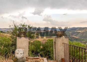 Vista delle montagne - Villa Contrada Corvo
 
snc, Vizzini - photo 34