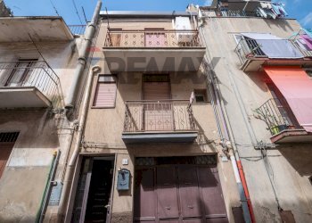 Edificio all\'aperto - Independent house Via de Caro
 
13, Caltagirone - photo 5
