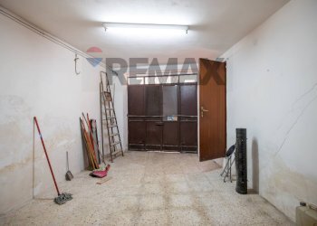 Hall / corridoio - Independent house Via de Caro
 
13, Caltagirone - photo 10