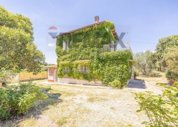 Casa all\'aperto - Villa Via Fontana Candida
 
21, Monte Porzio Catone - foto 2