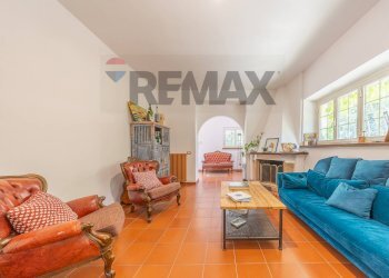 Soggiorno - Villa Via Fontana Candida
 
21, Monte Porzio Catone - foto 21