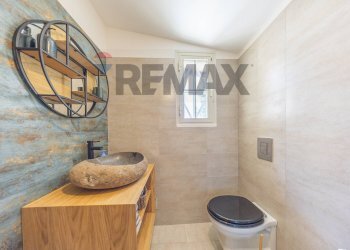 Bagno - Villa Via Fontana Candida
 
21, Monte Porzio Catone - foto 36